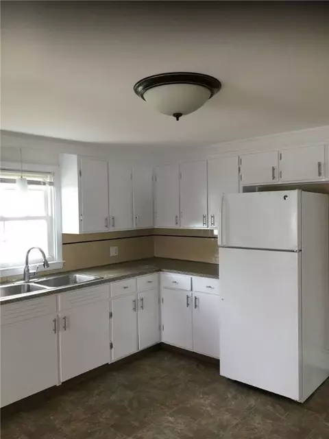 Kitchen - 506 Killingly St, Johnston, RI 02919 photo 1 of 2