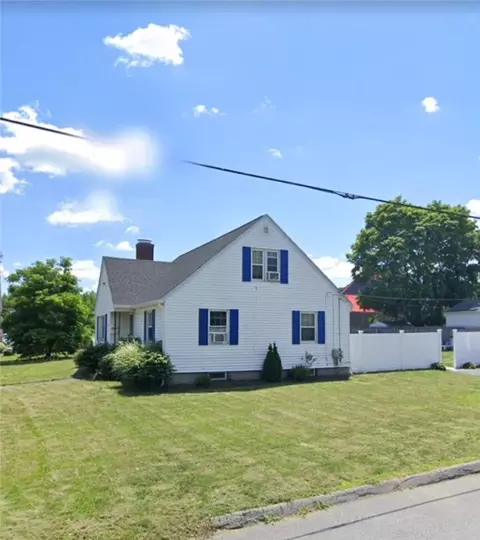 Exterior - 506 Killingly St, Johnston, RI 02919 photo 2 of 7