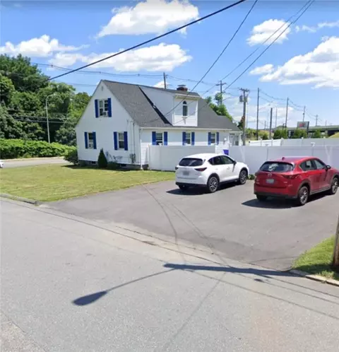 Exterior - 506 Killingly St, Johnston, RI 02919 photo 3 of 7