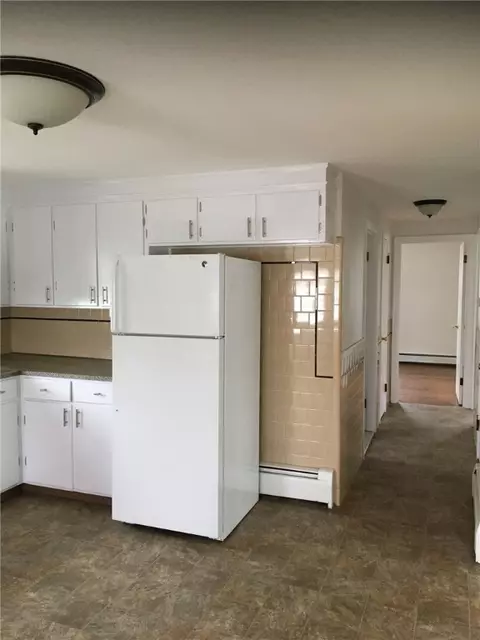 Entry Way - 506 Killingly St, Johnston, RI 02919 photo 1 of 1