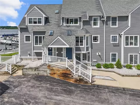 Exterior - 700 Shore Dr #602, Fall River, MA 02721 photo 1 of 5