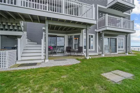 Exterior - 700 Shore Dr #602, Fall River, MA 02721 photo 2 of 5