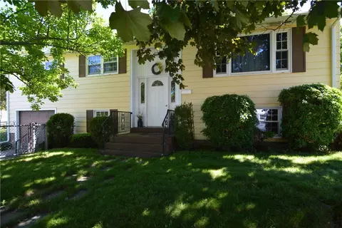 1 Homes St, North Providence, RI 02904