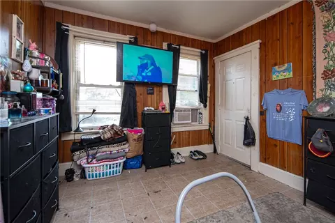 130 E School St, Woonsocket, RI 02895 photo 8