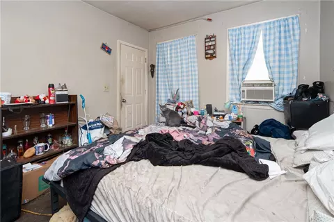 130 E School St, Woonsocket, RI 02895 photo 15