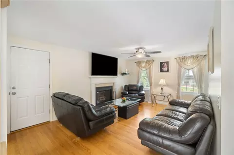 Living - 375 Congress St, Woonsocket, RI 02895 photo 1 of 3