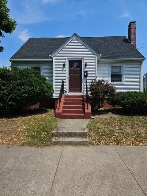 115 Lynch St, Providence, RI 02908