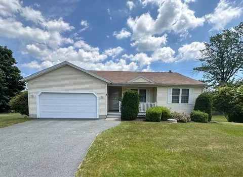 5 Timber Walk Dr, West Warwick, RI 02893