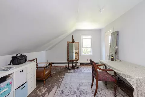 Bedroom - 15 Monroe Ave, Bristol, RI 02809 photo 8 of 9