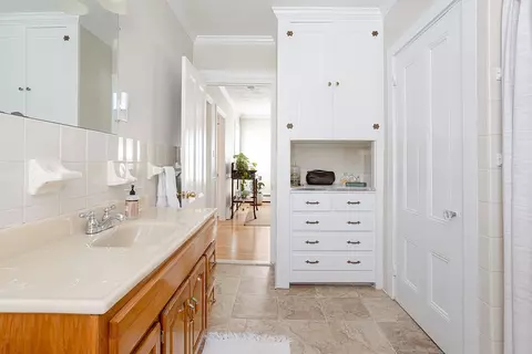 Bath - 15 Monroe Ave, Bristol, RI 02809 photo 1 of 2