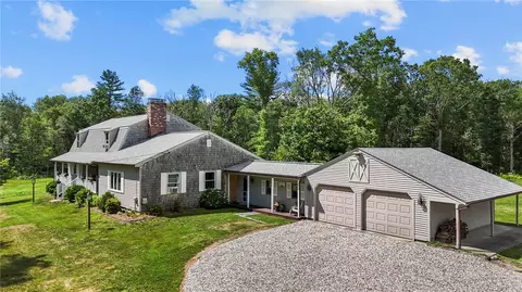 21 Winsor Rd, Foster, RI 02825