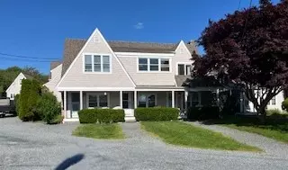 152 Tuckerman Ave #10, Middletown, RI 02842