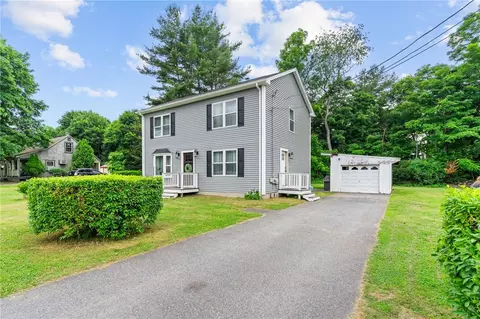 1 Randall St, Smithfield, RI 02828