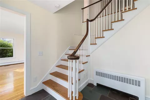 63 Briarcliff Ave, Warwick, RI 02889 photo 19