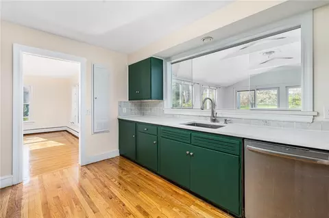 63 Briarcliff Ave, Warwick, RI 02889 photo 28