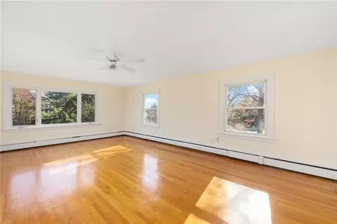 63 Briarcliff Ave, Warwick, RI 02889 photo 37