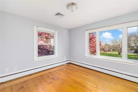 63 Briarcliff Ave, Warwick, RI 02889 photo 34