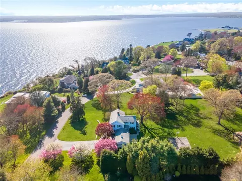 63 Briarcliff Ave, Warwick, RI 02889 photo 10