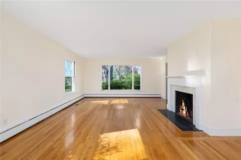 63 Briarcliff Ave, Warwick, RI 02889 photo 20