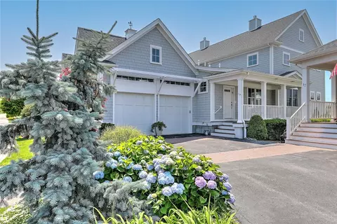 19 Kettle Point Ave #19, East Providence, RI 02914