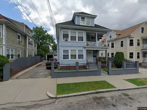 36 Gallatin St, Providence, RI 02907