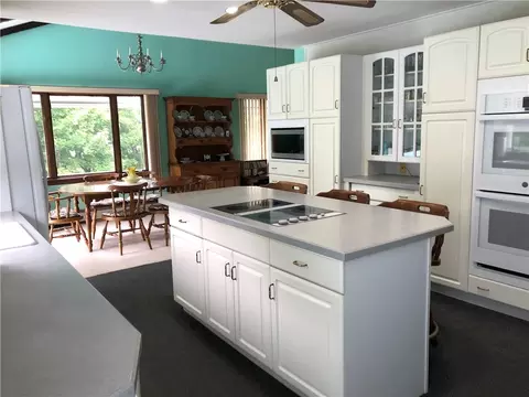 21 Hillview Dr, Westerly, RI 02891 photo 14