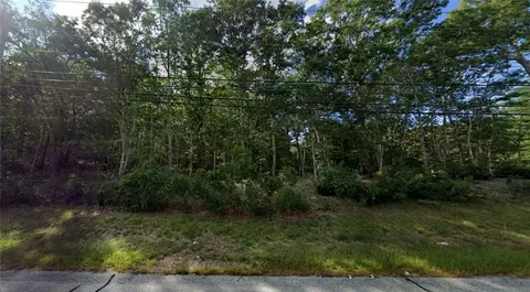 189 Alton Bradford Rd, Hopkinton, RI 02808