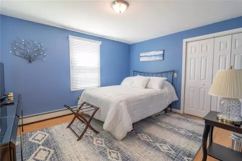 Bedroom - 5 Harris Ave, Warwick, RI 02889 photo 1 of 3
