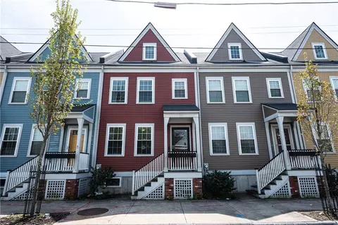 24 Bridgham St, Providence, RI 02907