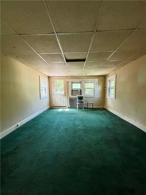 Living - 18 Kernick St, Warwick, RI 02886 photo 3 of 3