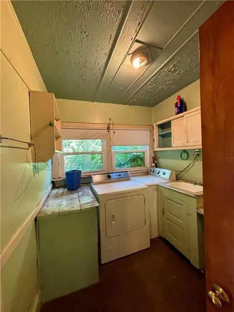 Other - 18 Kernick St, Warwick, RI 02886 photo 2 of 4