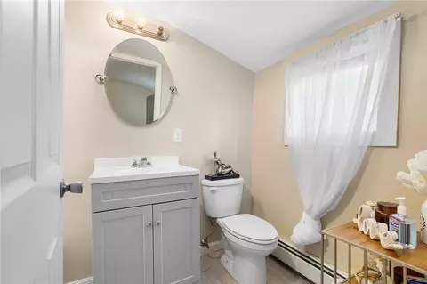 Bath - 82 Phillips St, Woonsocket, RI 02895 photo 3 of 6