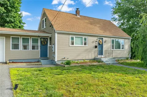 Exterior - 82 Phillips St, Woonsocket, RI 02895 photo 3 of 9