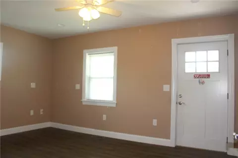 29 Chapmans Ave, Warwick, RI 02886 photo 9