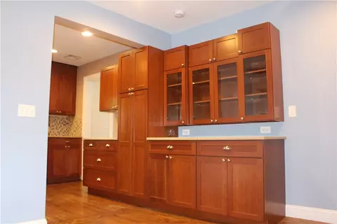29 Chapmans Ave, Warwick, RI 02886 photo 6