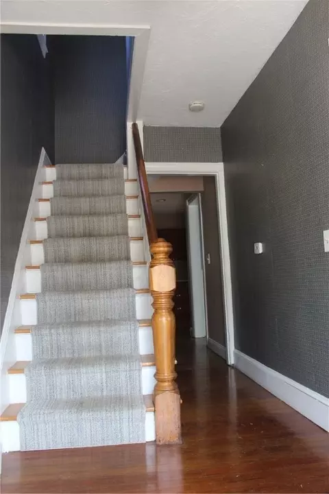 29 Chapmans Ave, Warwick, RI 02886 photo 19