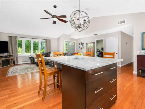 976 Putnam Pike, Glocester, RI 02814 photo 7