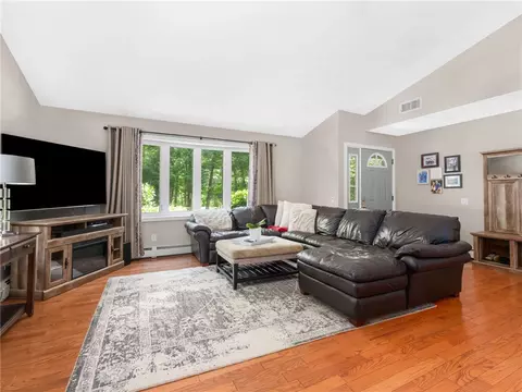 976 Putnam Pike, Glocester, RI 02814 photo 3