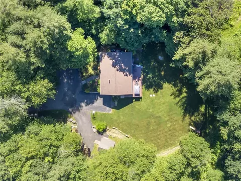 976 Putnam Pike, Glocester, RI 02814 photo 30