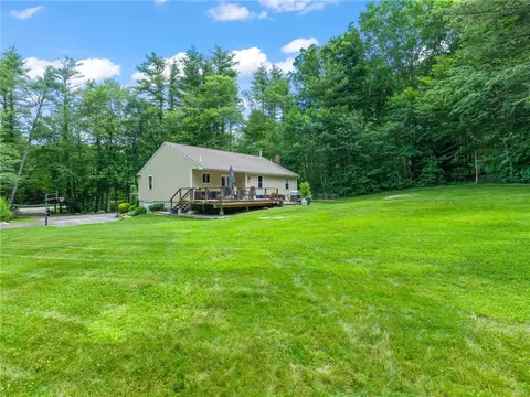 976 Putnam Pike, Glocester, RI 02814 photo 28