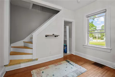 16 Collins St, Woonsocket, RI 02895 photo 13