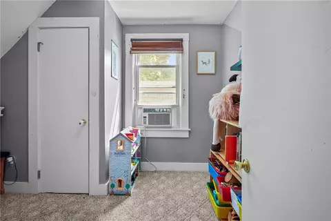 16 Collins St, Woonsocket, RI 02895 photo 15