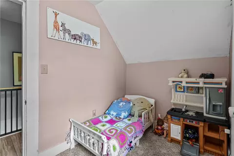 16 Collins St, Woonsocket, RI 02895 photo 16