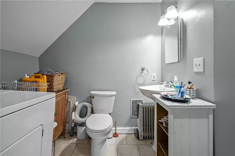 16 Collins St, Woonsocket, RI 02895 photo 24