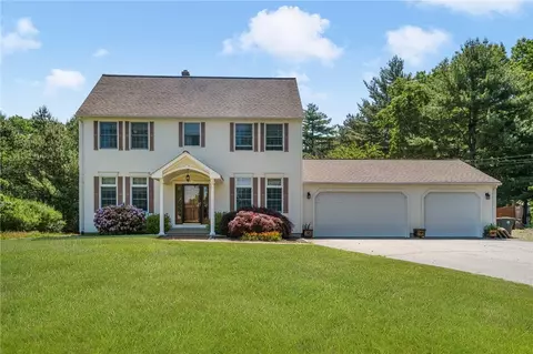 48 Sharon Dr, Coventry, RI 02816