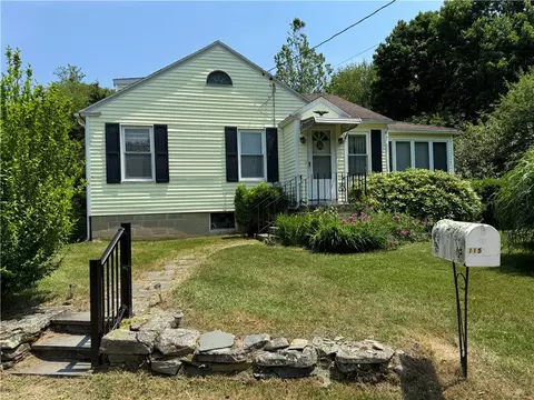 115 Canal St, Westerly, RI 02891