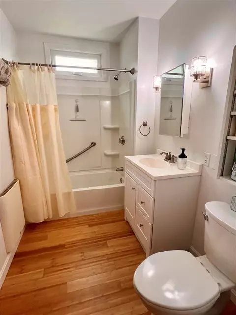 56 Asylum St, Woonsocket, RI 02895 photo 10
