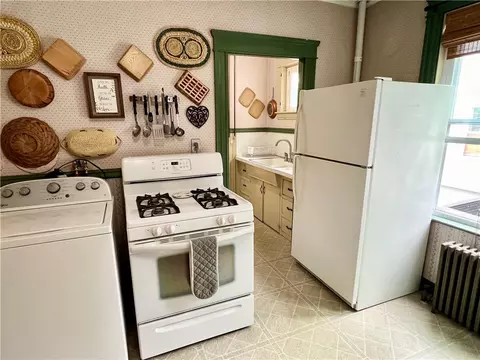 56 Asylum St, Woonsocket, RI 02895 photo 19