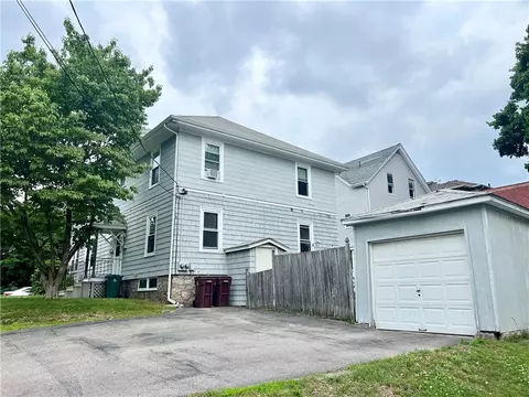 56 Asylum St, Woonsocket, RI 02895 photo 4