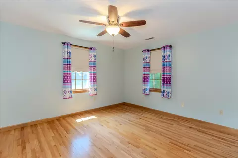 Bedroom - 46 S Eagle Nest Dr, Lincoln, RI 02865 photo 8 of 11